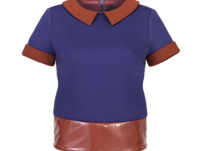 1. Oktober 2012: Der Mix macht's! Das süße Shirt mit Bubikragen vereint die zwei Trendfarben des Winters: Blau und Rostrot. Von Patrizia Pepe, ca. 190 Euro