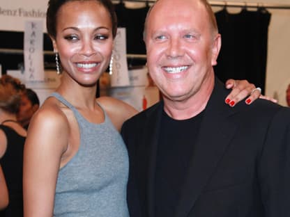 Michael Kors mit Zoe Saldana