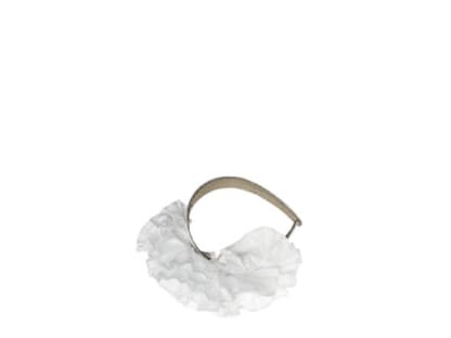 Die Romantik-Hochzeit: Haarreif von By Malene Birger, ca. 90 Euro