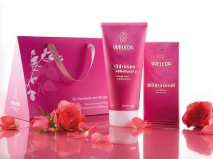 Blumen für Körper, Seele und Geist: Die "Geschenktasche Wildrose" von Weleda, ca. 20 Euro