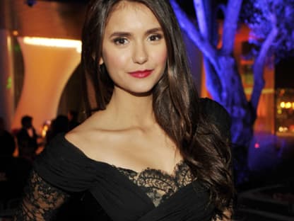 ... Nina Dobrev﻿ nach San Diego