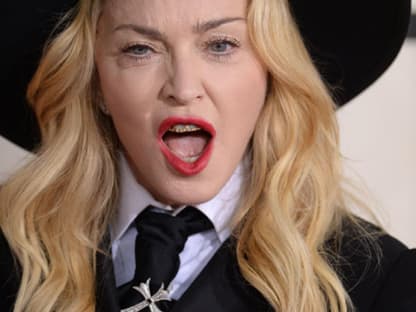 Madonna sorgte für Gruselkabinett-Stimmung und führte vor, wie sehr Botox ihre Gesichtsmimik einschränkt