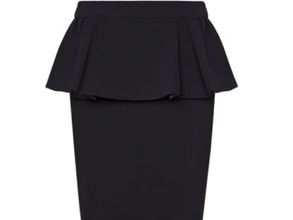 Merken: Ein Peplum-Pencilskirt unterstreicht weibliche Rundungen perfekt! Rock von Mango, ca. 30 Euro