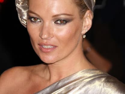 Kate Moss im Future-Look. Das britische Topmodel moderierte die Gala