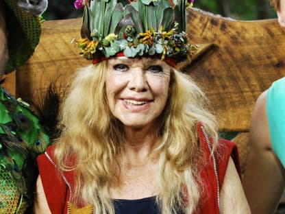 Ingrid van Bergen ist mit 77 Jahren die älteste Dschungel-Queen. Sie ergatterte die Krone 2009