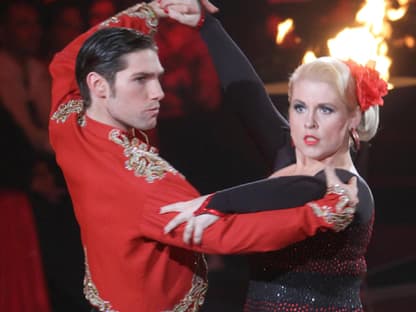 Perfekt! In der fünften Liveshow zeigten Maite Kelly und ihr Tanzpartner den Paso Doble, was sie draufhaben - und bekamen sogar Standing Ovations vom Publikum