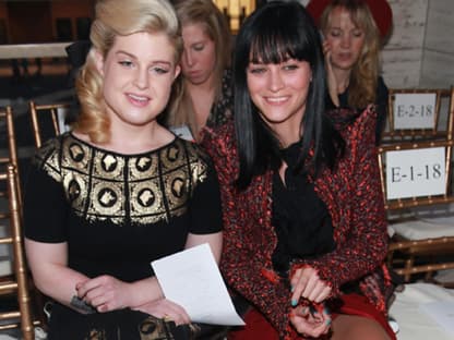 Kelly Osbourne und Leigh Lezark bei Zac Posen