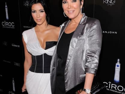 Kim Kardashian kam mit Kris Jenner zur Geburtstagsparty