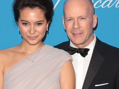 Im März gaben sich Bruce Willis und Emma Heming in der Karibik das Ja-Wort. Sogar seine Ex-Frau Demi Moore kam gemeinsam mit ihrem Ehemann Ashton Kutcher, um dem Paar zu gratulieren