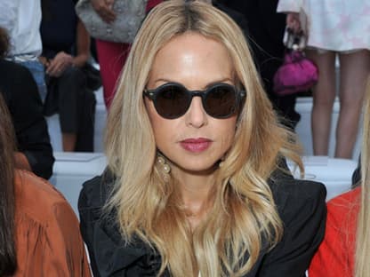 Ein Platz in der ersten Reihe bekam auch Star-Stylistin Rachel Zoe