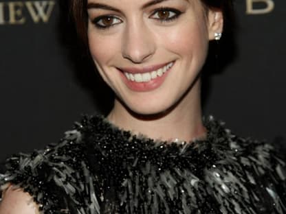 Anne Hathaway