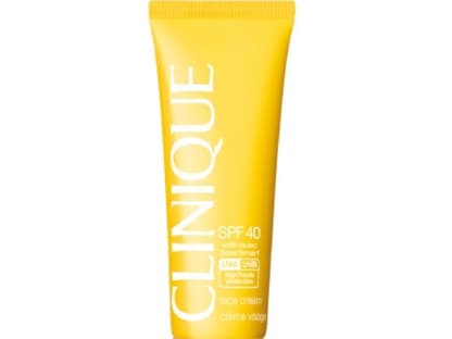 Für helle, sensible Haut "Face Cream SPF 40" von Clinique, 50 ml ca. 23 Euro