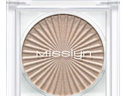 "Future Glam Eyeshadow Nr. 06", von Misslyn, ca. 6 Euro, limitiert