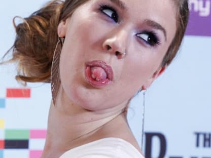 Joss Stone hingegen streckte frech die Zunge raus