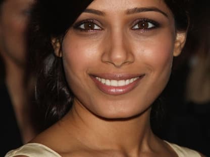 Die indische Schauspielerin Freida Pinto schaffte 2008 ihren Durchbruch mit der Rolle in dem Film "Slumdog Millionaire". Nebenbei modelt sie und ist aktuell das Werbegesicht von LOréal Paris 