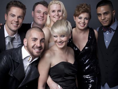 Einmal im Leben das Cover der OK!   zieren! Für die Gäste des „German Hairdressing Award 2012“ wurde dieses   Traum Wirklichkeit. Jeder Gast des Gala-Abends konnte an einem  persönlichen  OK! Fotoshooting teilnehmen - und die tollen Ergebnisse  sehen  Sie hier! Viel Spaß beim Durchklicken!﻿