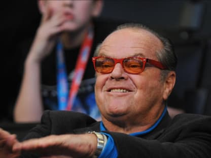 Hollywood-Star Jack Nicholson feuerte seine Mannschaft ordentlich an. Am Ende gewann die Auswahl der Western Conference das All-Star-Game der Profiliga NBA mit 148:143 gegen die East All-Stars