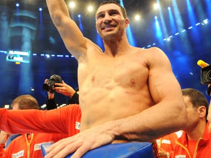 Hat allen Grund zu jubeln: Wladimir Klitschko ist der alte und neue Weltmeister