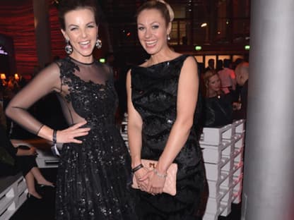 Annika Kipp und Ruth Moschner ganz in Schwarz