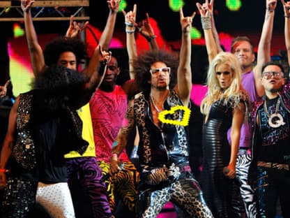 Die Party-Macher: LMFAO rockten die Bühne mit ihren Hits - und zahlreichen weiblichen Tänzerinnen