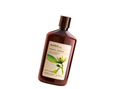 Für den Körper: Strafft und entschlackt: Cremedusche mit Orange und Frangipani von Ahava Mineral Botanic, 500 ml ca. 15 Euro 