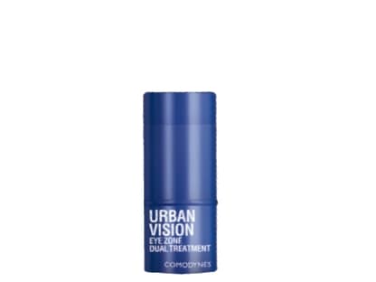 Gegen Schwellungen:  Pflege plus Abdeckstift mit Hamamelis und Panthenol: "Urban Vision Eye Zone Dual Treatment" von Comodynes, ca. 20 Euro  