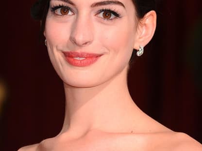 Anne Hathaway