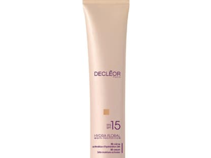 Die BB Cream "24hr Moisture Activator" von Decléor verspricht, wie der Name schon sagt, 24 Stunden Feuchtigkeit. 40 ml 34 Euro, ab Mai