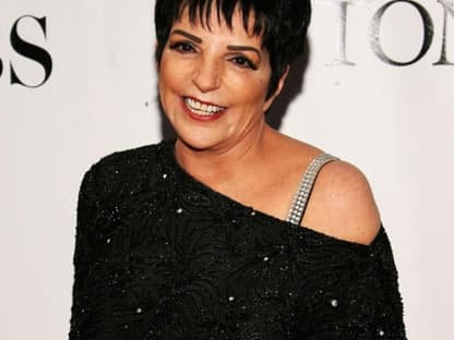 Auch die US-Amerikanische Sängerin, Schauspielerin und Entertainerin, Liza Minelli, litt unter Sexabhängigkeit