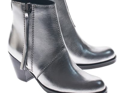 Pistol-Boots von Acne in Silber über jades24.com, ca. 400 Euro