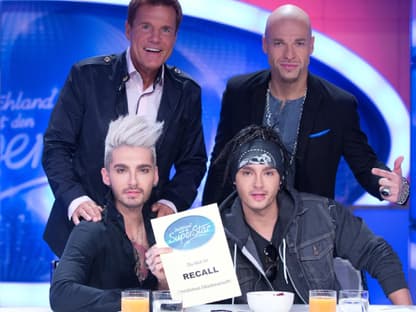 Bill Kaulitz und sein Bruder Tom melden sich zurück! Die beiden Zwillingsbrüder von Tokio Hotel feiern ihr Comeback als Juroren in der DSDS-Jury. OK! blickt auf das Leben des von Millionen Fans geliebten Paradiesvogels zurück