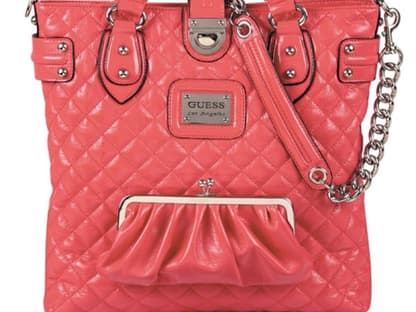 Detailverliebt mit integriertem Portemonnaie von Guess, ca. 90 Euro