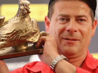 "Der Mann mit der Mundharmonika": 2008 ging Michael Hirte als Sieger des "Supertalents" hervor und freute sich nun über eine goldene Trophäe 