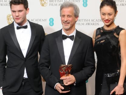 William Goldenberg, Jeremy Irvine und Olga Kurylenko