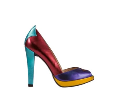 Colour Blocking mit 
leichtem Glanz von Beverly Feldman, ca. 170 Euro