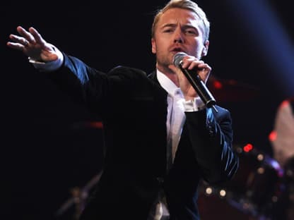 Ronan Keating heizte dem Publikum in Abu Dhabi musikalisch ein