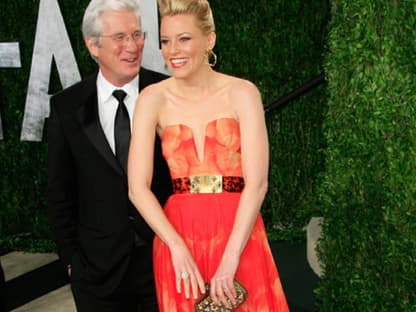 Elizabeth Banks kam mit Hollywood-Star Richard Gere zur Vanity-Fair-Party