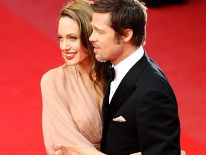 Darauf haben alle Fans gewartet: Angelina Jolie und Brad Pitt posieren gemeinsam für die Fotografen