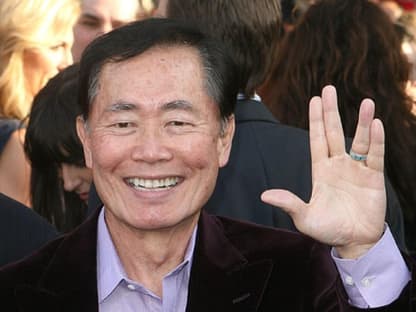 Natürlich gaben sich auch die alten Star-Trek-Leute die Ehre: George Takei alias Captain Sulu