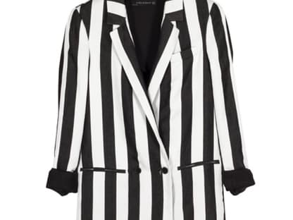 Sträflingskleidung? Von wegen! Cooler Oversized-Blazer über zara.com, ca. 100 Euro