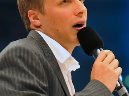 Oliver Pocher moderiert im Ring