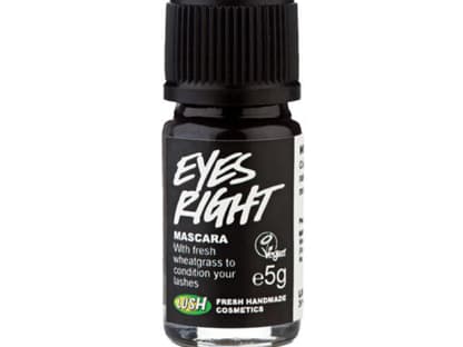  Ja, Sie sehen richtig. Das hier ist tatsächlich eine Mascara. Und das Beste: sie ist auch für Kontaktlinsenträgerinnen und empfindliche Augen geeignet. Da bleiben keine Wünsche offen! "Eyes Right Mascara" von Lush, ca. 15 Euro