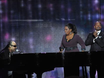 Zum Weinen schön: Stevie Wonder singt für Oprah