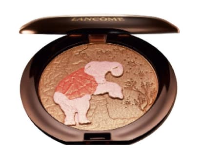 Allround-Bronze-Puder, auch als Highlighter oder Rouge anwendbar: "Poudre Elephant Teint" von Lancôme, ca. 32 Euro, limitiert
