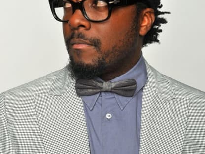 Will.I.Am von den "Black Eyed Peas" mit schwarzer "Nerd-Brille"