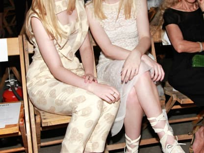 Elle und Dakota Fanning bei Rodarte