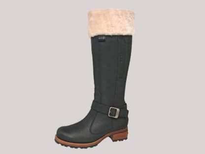 Robust und warm von Ugg, ca. 460 Euro