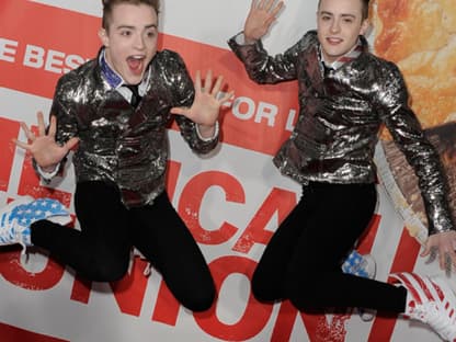 "Jedward" alias John und Edward Grimes mischten das Publikum ordentlich auf