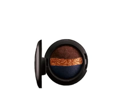 Buntes Trio "Mineralize Eye Shadow - Word of Mouth" von Mac, ca. 19 Euro 