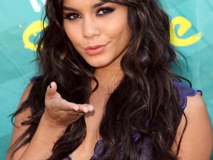 Kreisch-Alarm in Los Angeles! Am 09. August wurden zum 11. Mal in Los Angeles die "Teen Choise Awards" vergeben. Und nicht nur Vanessa Hudgens wollte sich die coole Party nicht entgehen lassen